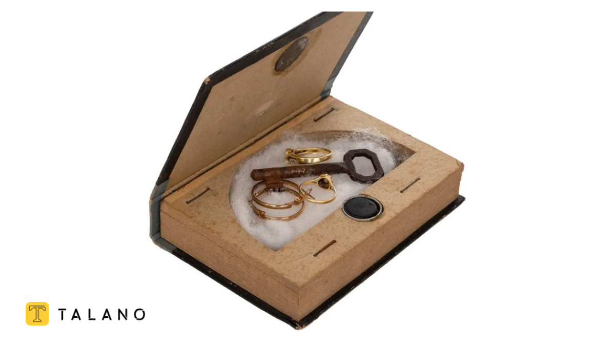 جاسازی طلا در کتابهای توخالی